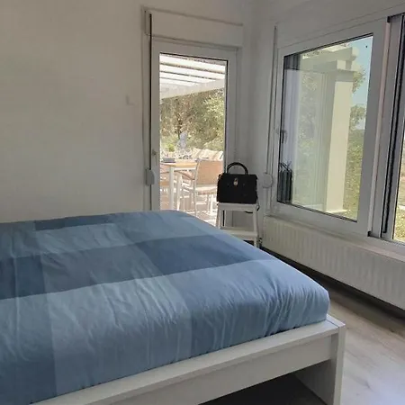 Alba Ocean View Luxury * Néa Ankhíalos