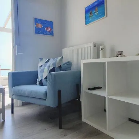 Alba Ocean View Luxury * Néa Ankhíalos