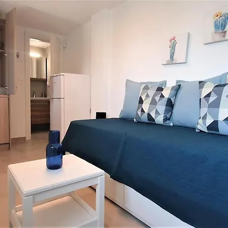 Alba Ocean View Luxury Néa Ankhíalos